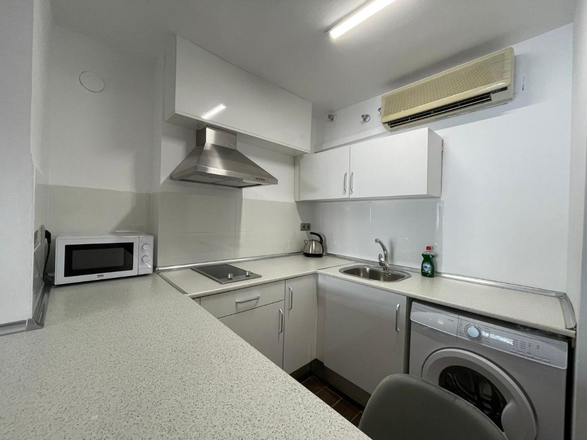 Apartamento Michelangelo Салоу Екстериор снимка