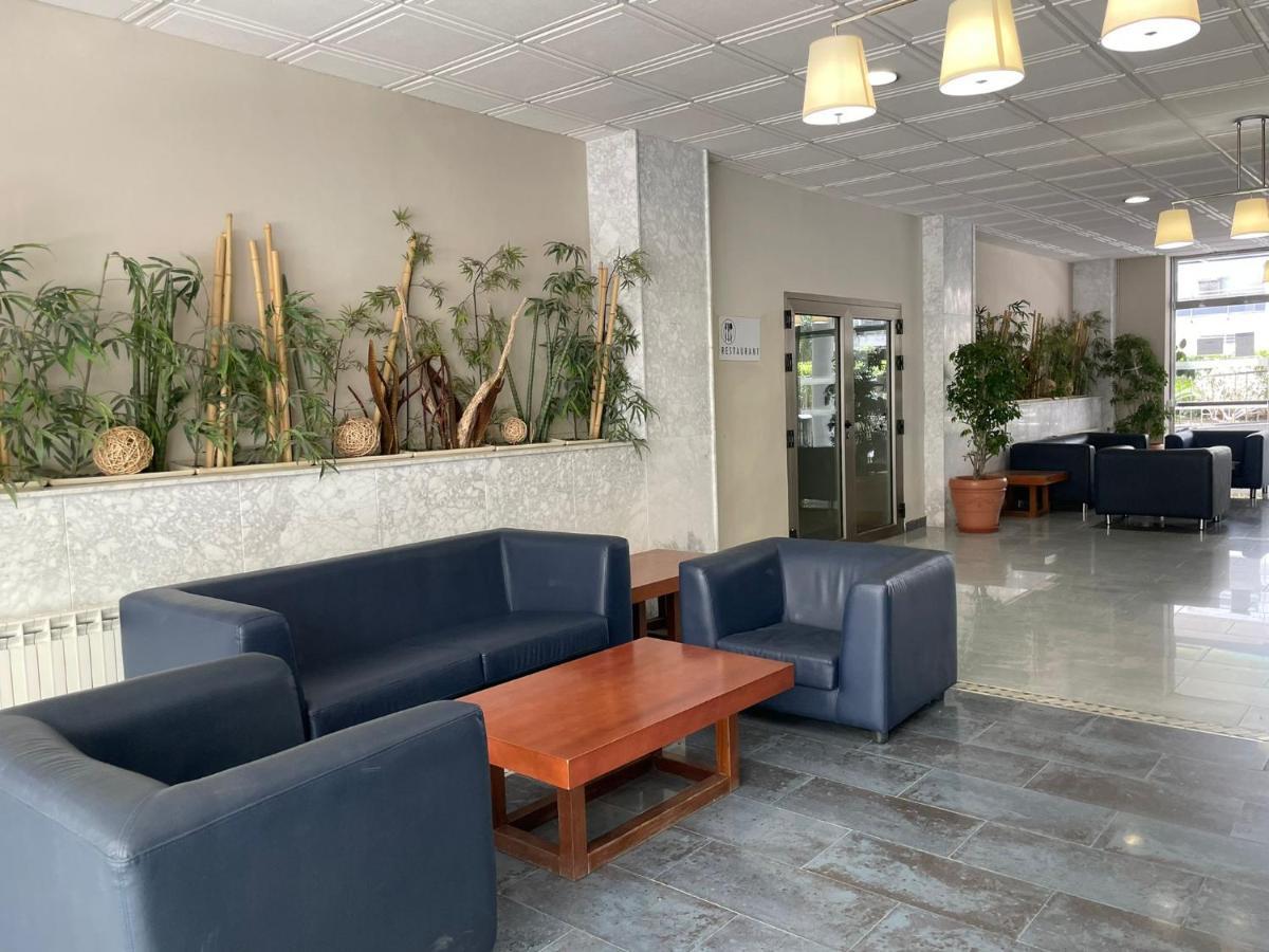 Apartamento Michelangelo Салоу Екстериор снимка